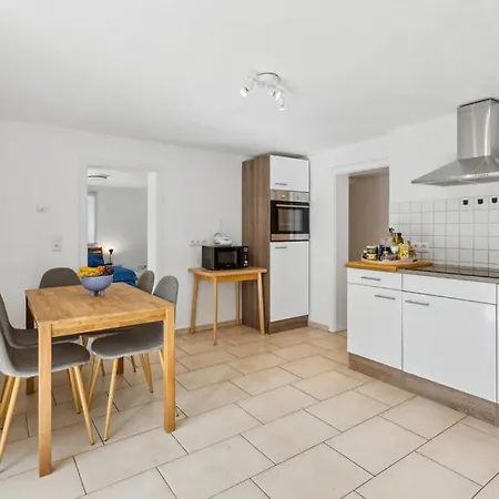Apartament Starnberger See, Terrassen, Kaminofen Und Alpenvorland